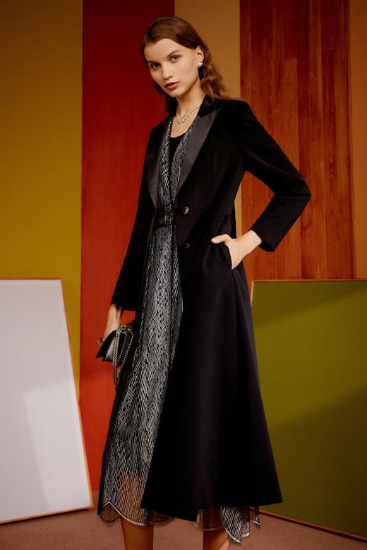 SAFICOO【焕变】系列 优雅女人 经典收腰放摆 显瘦风衣 商品图2