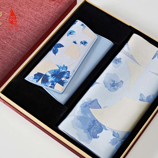 SAINTJOY/上久楷宋锦青花春韵 礼盒 宋锦长巾+宋锦晚宴包 商品图1
