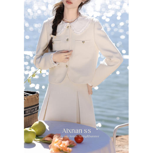 鹿向南 《春日微风》杏色半身裙L33372-2 商品图1