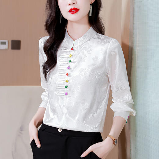 KQL-1807春款新中式彩扣小衫女气质时尚修身设计感长袖衬衫上衣 商品图2