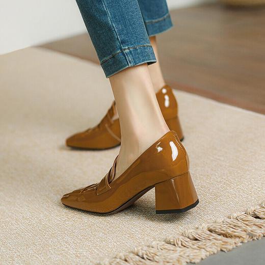 英伦风漆皮单鞋，一脚蹬粗跟中跟时装女鞋MBJR&701【预售5天】 商品图2