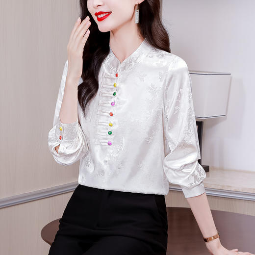 KQL-1807春款新中式彩扣小衫女气质时尚修身设计感长袖衬衫上衣 商品图5