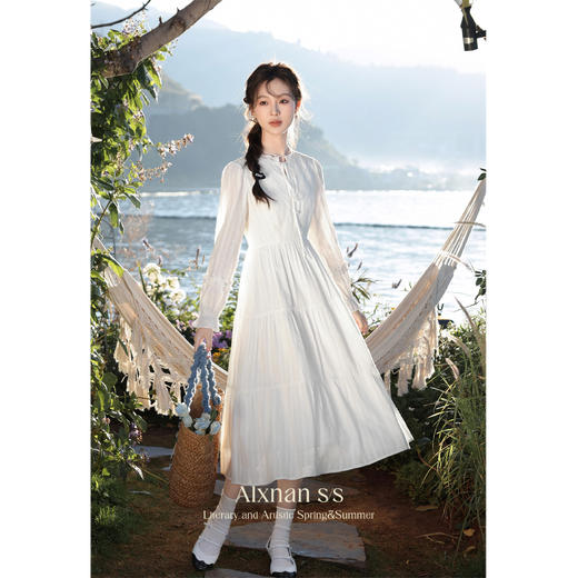 鹿向南《白月光》早春连衣裙女法式气质新款春季白色长袖裙子L333110-1 商品图2