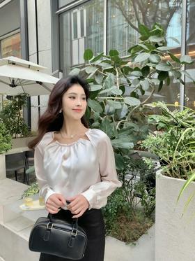 码住这件知性女人风十足的衬衫！！