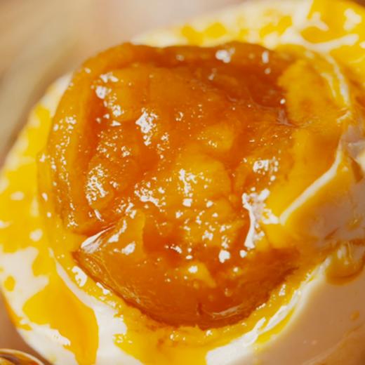 逢食 轻盐蟹皇蛋 鸭蛋 低钠少盐轻生活，淡淡柴烤香，一蛋三绝！真空包装   好吃不腻口 单枚70g以上 商品图2