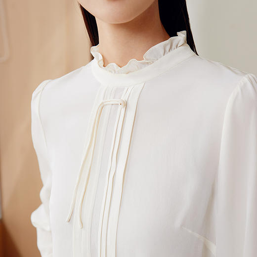 玳莎新中式100%真丝衬衫女2024年春季新款花边圆领设计感长袖上衣  EA31301 商品图2