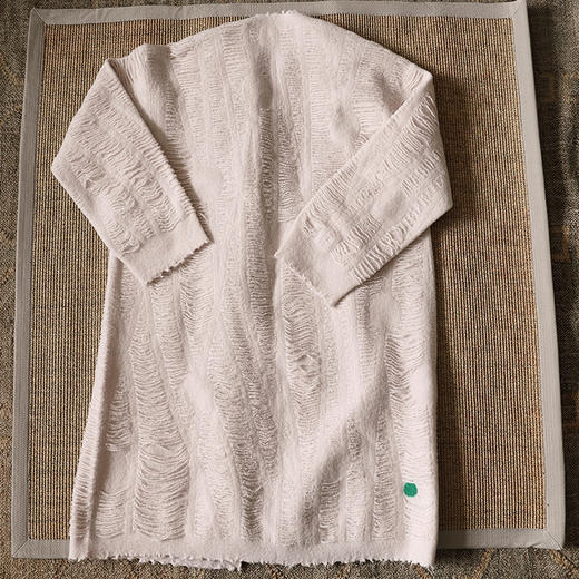 Azure Pepper强缩绒羊毛手工剪边双面提花宽松套头长外套 商品图4