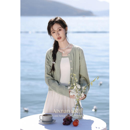 鹿向南 《青梅乌龙茶》米白色吊带款L333109-1 商品图3