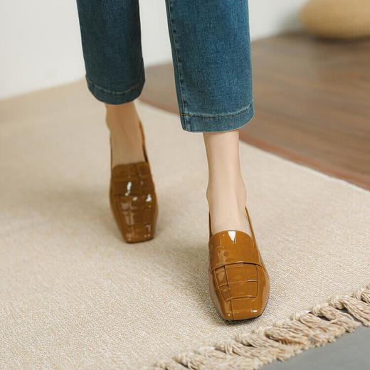 英伦风漆皮单鞋，一脚蹬粗跟中跟时装女鞋MBJR&701【预售5天】 商品图3