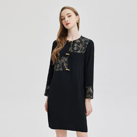 PE836斯尔丽2024新款提花拼接式国风不对称宽松连衣裙