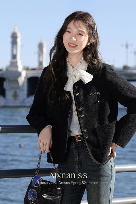 鹿向南《黑巧可可》黑色短外套 商品图3