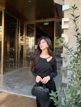 这条连衣裙把我的气质发挥得淋漓尽致~