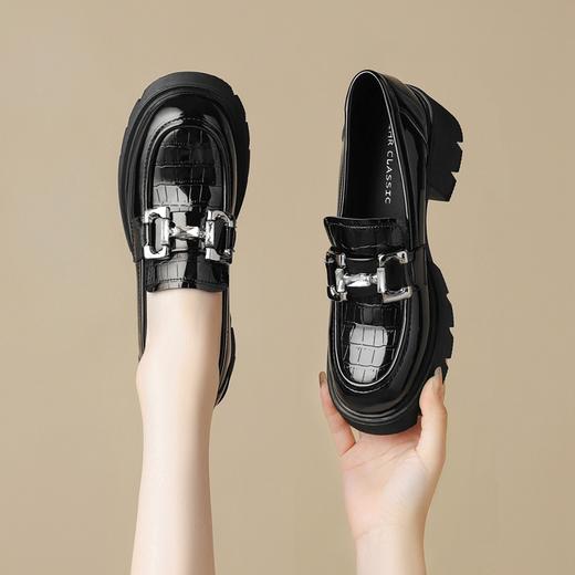 ZHR玛丽珍鞋2024春季新款洋气时尚休闲英伦风百搭水钻厚底乐福鞋 商品图3