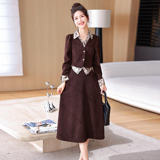 HR WC1139气质时尚大方拼接撞色假两件上衣半裙两件套 商品图0