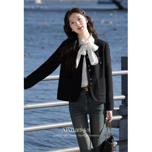 鹿向南《黑巧可可》黑色短外套 商品图2