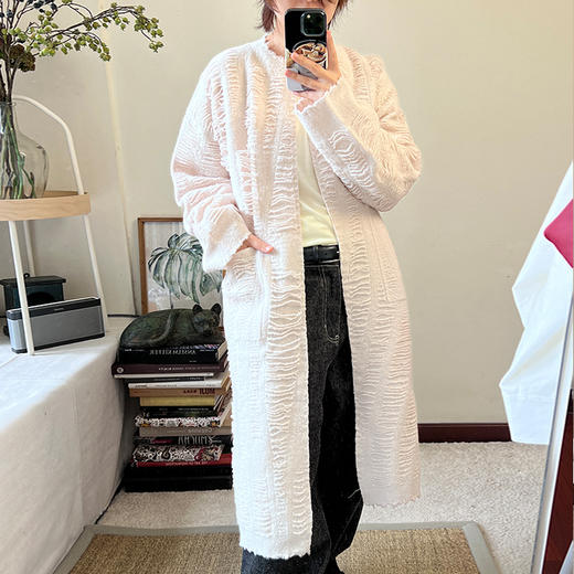 Azure Pepper强缩绒羊毛手工剪边双面提花宽松套头长外套 商品图2