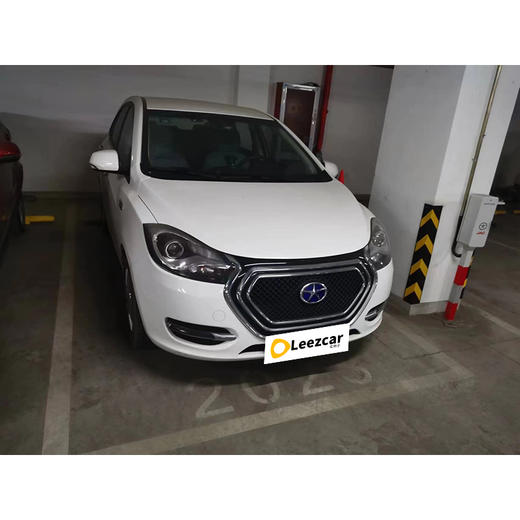 江淮 IEV5【长租-北京】 商品图1