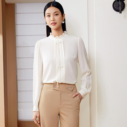 玳莎新中式100%真丝衬衫女2024年春季新款花边圆领设计感长袖上衣  EA31301 商品图0