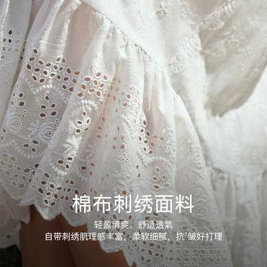 OLrain欧芮儿法式米白色半身裙女春季2024年新款重工刺绣a字裙 商品图1