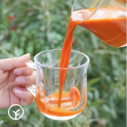 【泰安读者包邮】SGS权威检测298项农残0检出-远方好物&报盟定制 宁夏有机枸杞原浆 中国欧盟美国有机认证 道地宁夏鲜枸杞现摘原榨 10袋/盒 商品图1