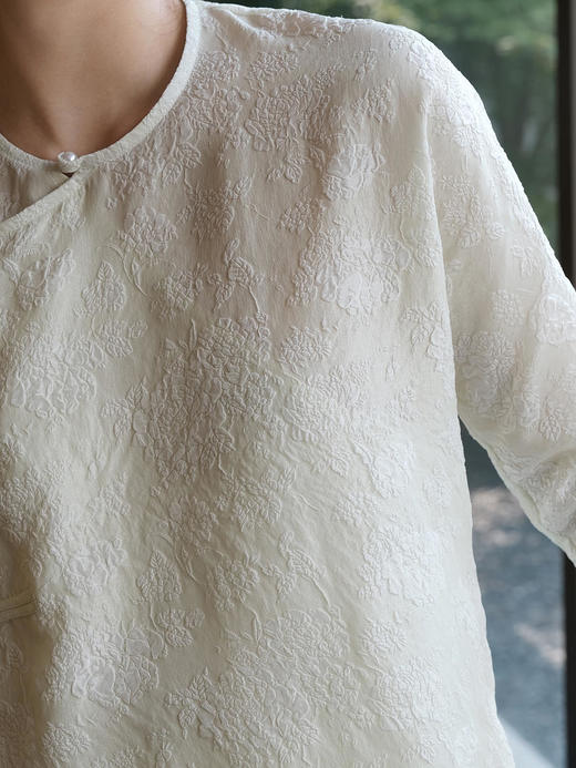 盛唐牡丹 |繁花纹真丝冠乐绉压花上衣 商品图4