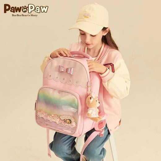 [PawinPaw]B8F小熊童装2023年女童儿童粉色可爱海洋风炫彩双肩书包 商品图1
