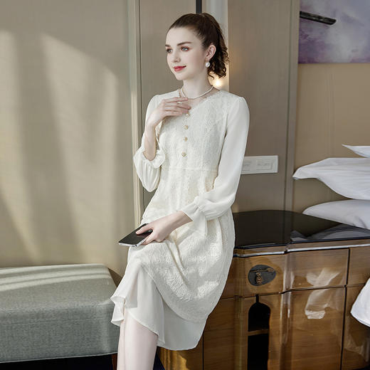 奢姿2024年春季新款大码女装法式浪漫裙子胖妹妹拼接蕾丝连衣裙9941825872 商品图2