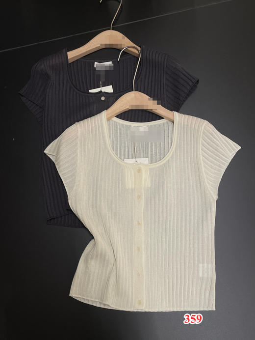 【门店同款】ENJOY2023年秋季自由-温柔风针织上衣 153545431 商品图0