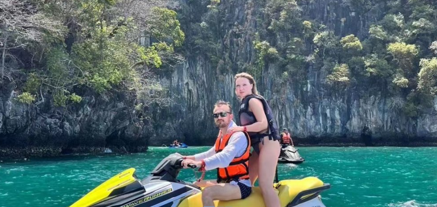 普吉岛周边六岛七景摩托艇半日游【大兰岛+丽皮岛+内蛋岛+外蛋岛+蛋黄岛+玛丽岛可选上下午行程】