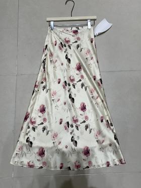 【门店同款】ENJOY夏季缎面玫瑰花半裙 153450660