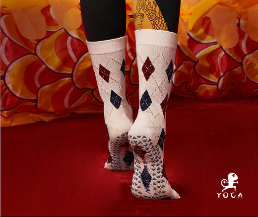 壁虎瑜伽【2312WZ263】印花长筒五指瑜伽袜【5天发货】 商品图10