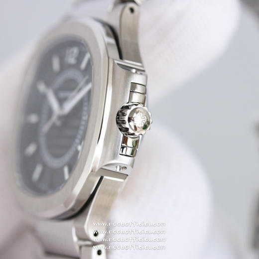 【2023超神之作 神级版本】百达.翡丽运动优雅鹦鹉螺女款腕表PP7008强势来袭！欢迎对比细节：1⃣️搭配正品一致的定制版9015机改Cal.324sc自动机芯，动能储存45小时 商品图6