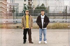 Carhartt WIP卡哈特加棉连帽工装外套 颜色：黑灰  紫色  卡其