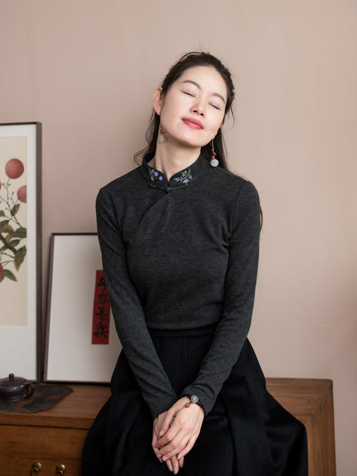 MSHK答谢陌上兰襟【人生难得一知己二】汉服国风国潮纯棉绣花打底衫女 商品图2