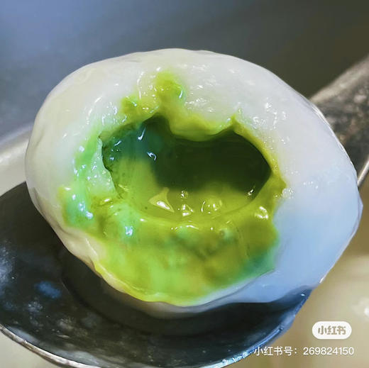 龙大婶元宵，什么时候去门店都排队的那种，元宵口味多，个大，馅料足，馅料特别细腻丝滑！价格跟门店一样，省去了大家排队的时间！ 商品图4