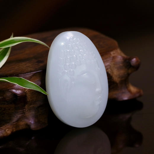 和田玉（羊脂白玉）玉牌挂件--佛头50.33g 商品图0
