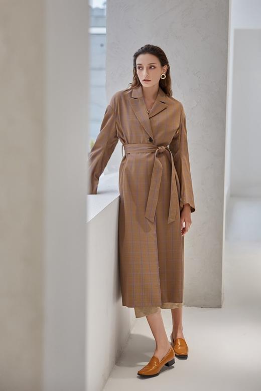 DAMO WANG/王大墨 棕色格纹风衣式外套 14049 商品图6