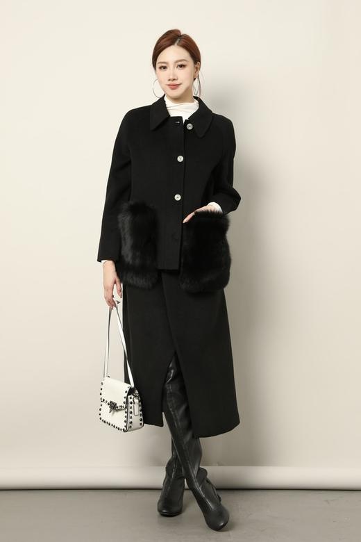 ELLA JADE 黑色翻领动物毛口袋大衣 17780 商品图1