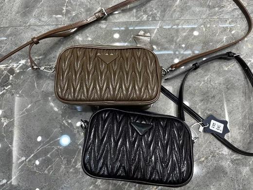 【门店同款】ENJOY常卖洋气褶皱单肩包 155445477 商品图0