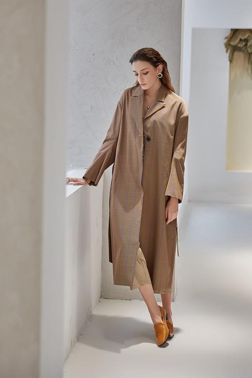 DAMO WANG/王大墨 棕色格纹风衣式外套 14049 商品图2