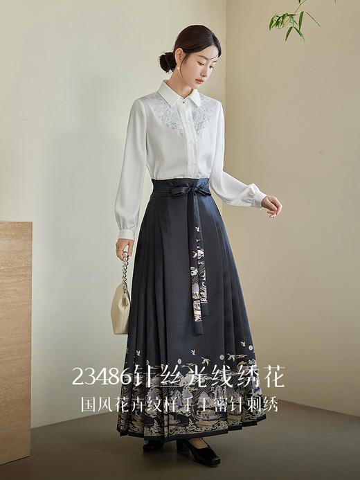 【年终特卖】【东方系列】熙世界国风衬衫2025秋款高端仿醋酸缎面刺绣上衣女 商品图2