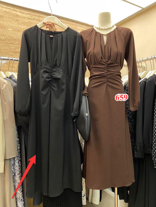 【门店同款】ENJOY秋季简约优雅v领连衣裙 154553636 商品图0