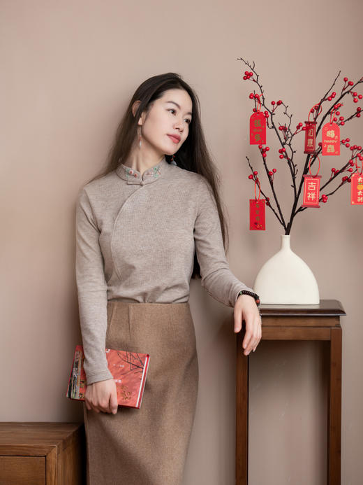 MSHK答谢陌上兰襟【人生难得一知己二】汉服国风国潮纯棉绣花打底衫女 商品图1