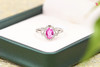 【秀逸】18k金镶粉色蓝宝石戒指 商品缩略图0