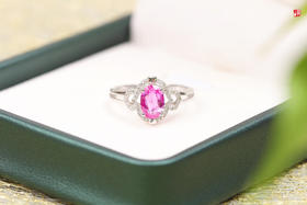 【秀逸】18k金镶粉色蓝宝石戒指