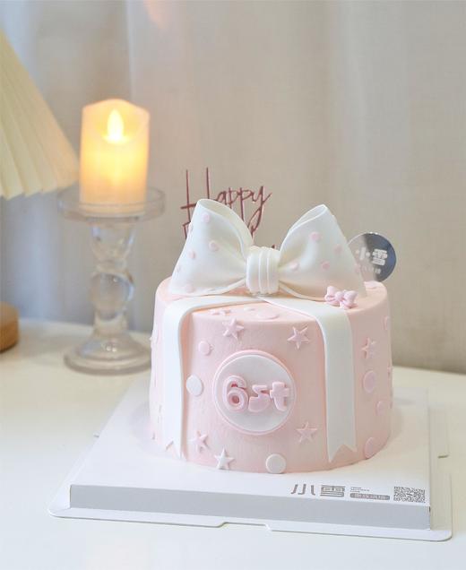 高定款---粉色蝴蝶结蛋糕（提前一天预定） 商品图0