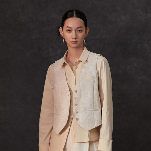 Famecoco范可儿24春季马甲外穿背心马甲帅气气质新中式马甲FAC1CA001 商品图2