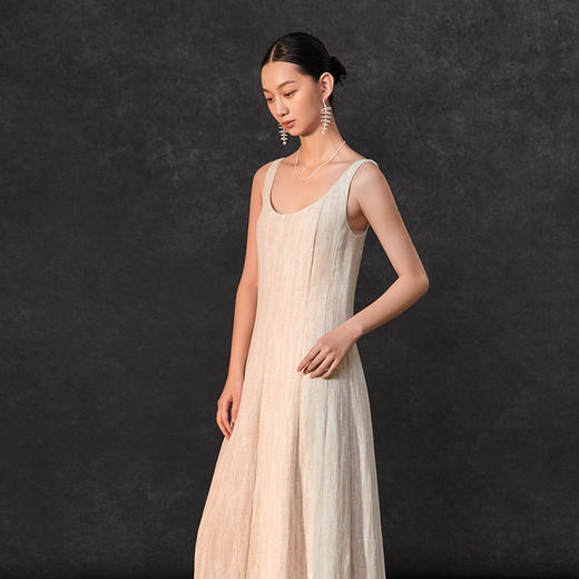 Famecoco范可儿春季连衣裙背带大圆领连衣裙文艺棉麻肌理质感连衣裙FAC1FA043 商品图0