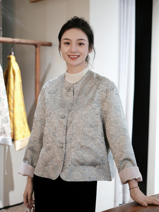 盛唐牡丹 |宋锦粉松鼠葡萄纹双面穿外套 商品图0