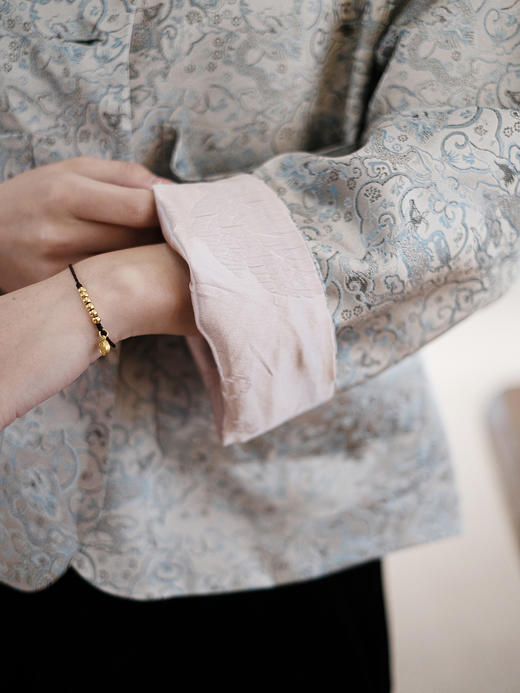 盛唐牡丹 |宋锦粉松鼠葡萄纹双面穿外套 商品图12